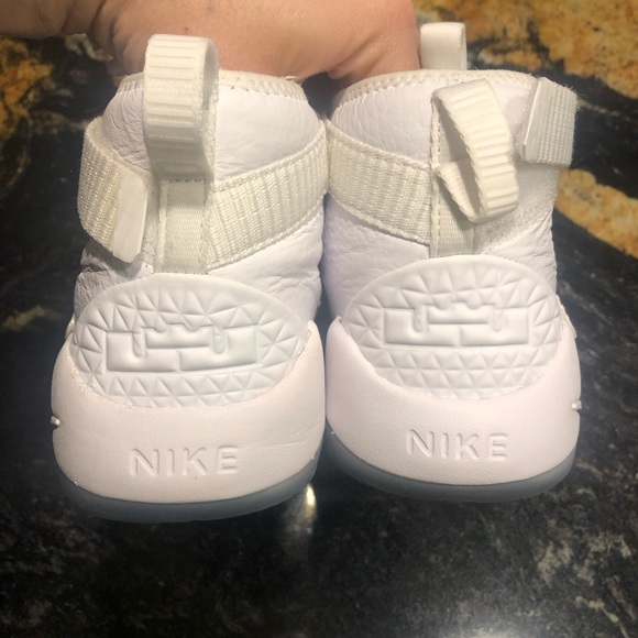 LaBrons - Picture 5 of 6